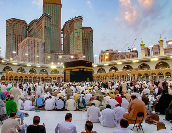 November Luxury Group Umrah Package (7 Nights)